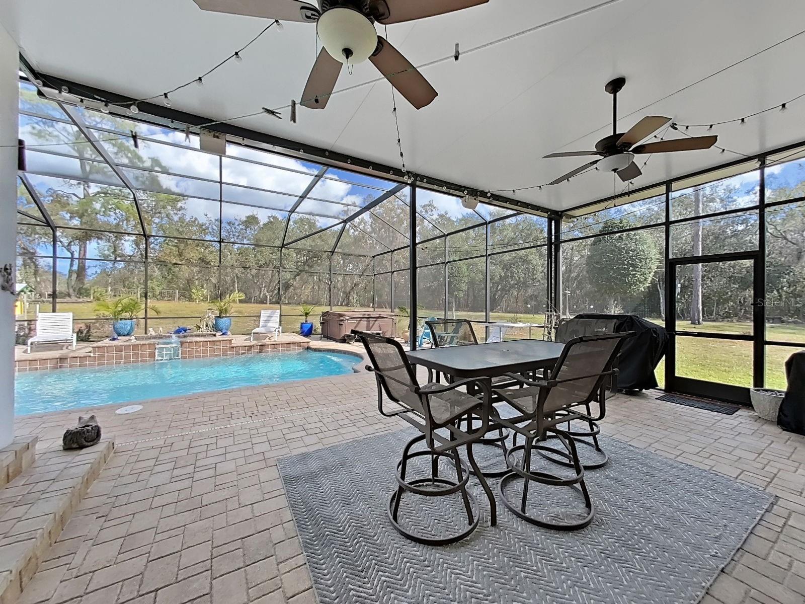 NEWER 24X17 PAN ROOFING WITH CEILING FANS