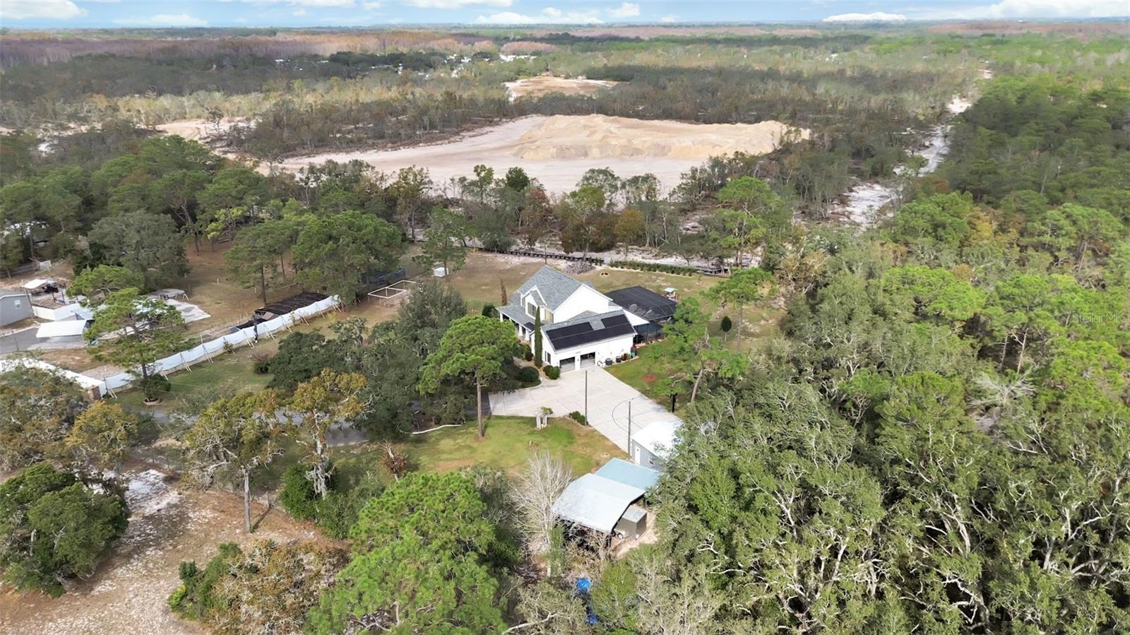 FRONT OF PROPERTY RIGHT SIDE