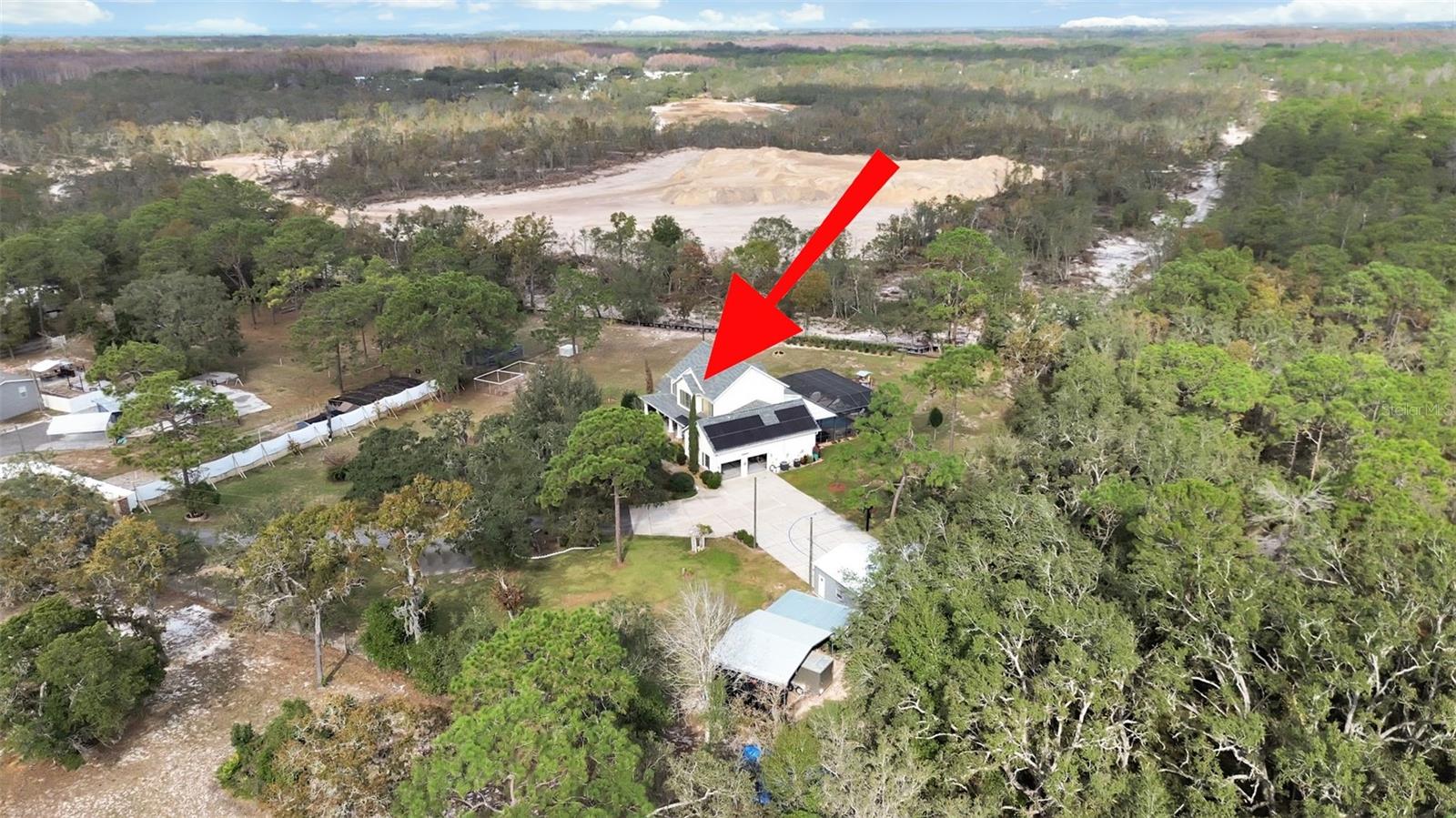 FRONT OF PROPERTY RIGHT SIDE