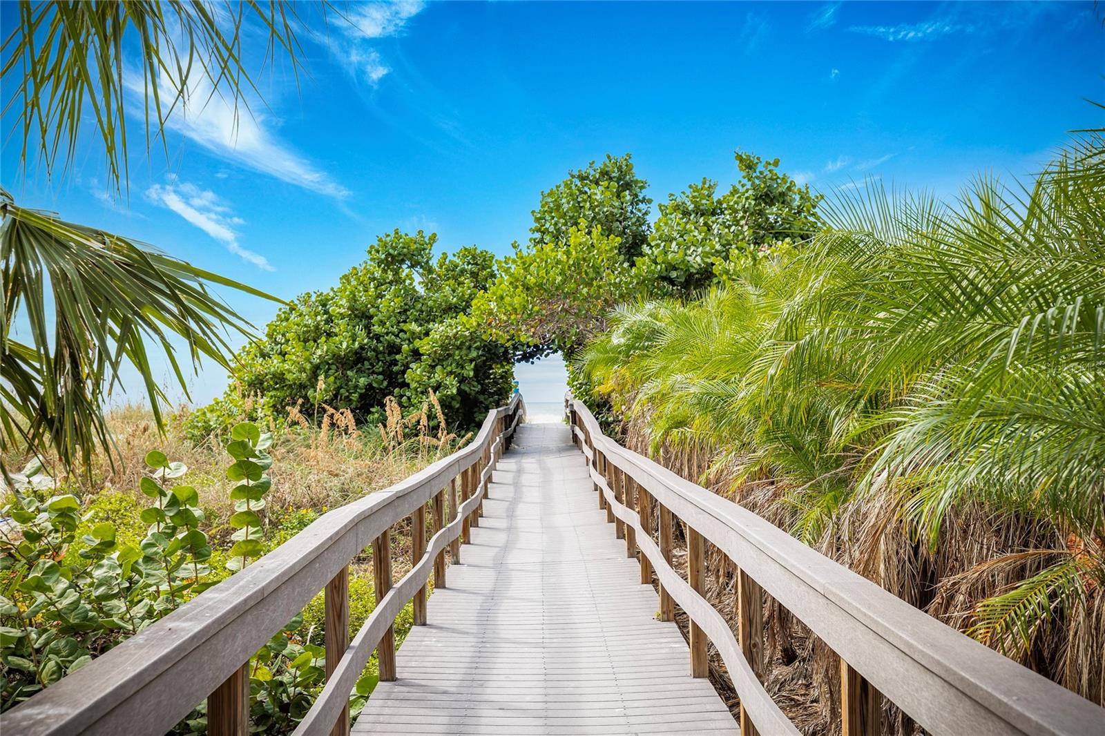 Public Beach access on 121st street in Treasure Island