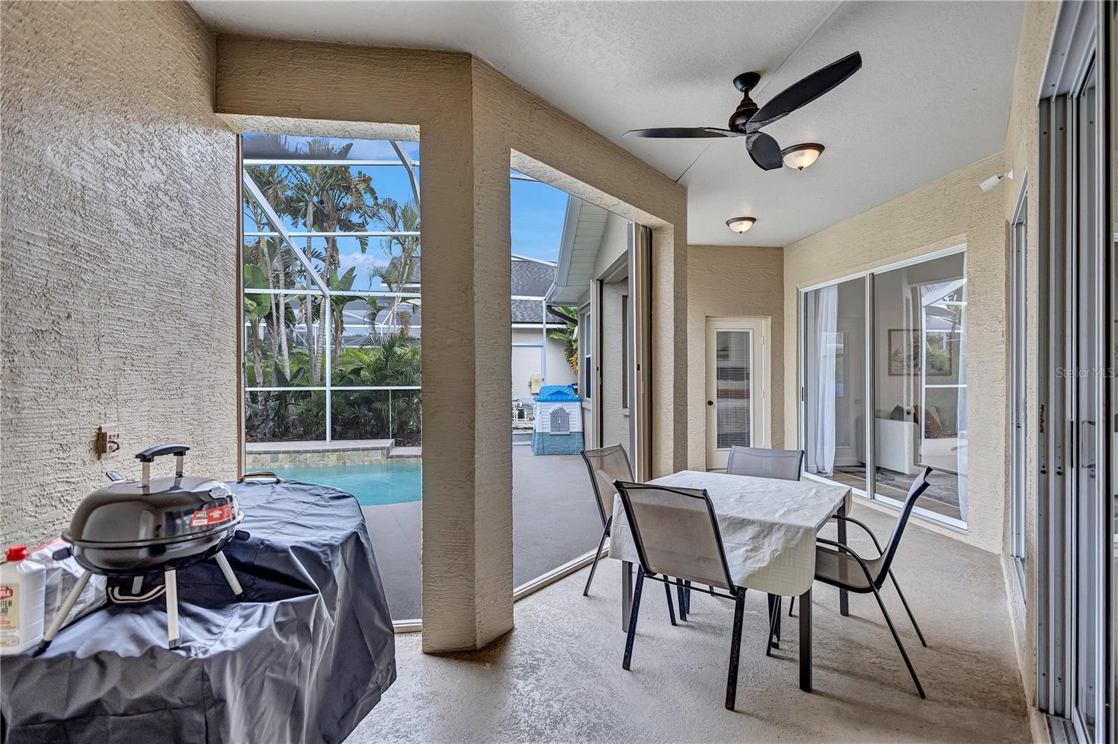 No need to get wet when working your BBQ grill as there is plenty of covered deck space