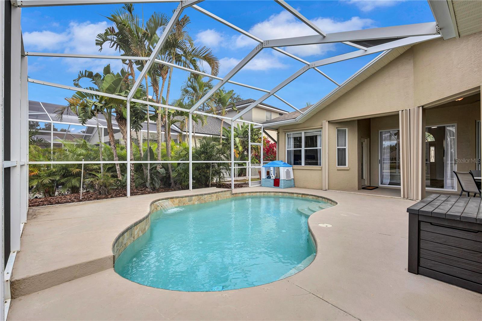 So much privacy for your friends and family get-togethers