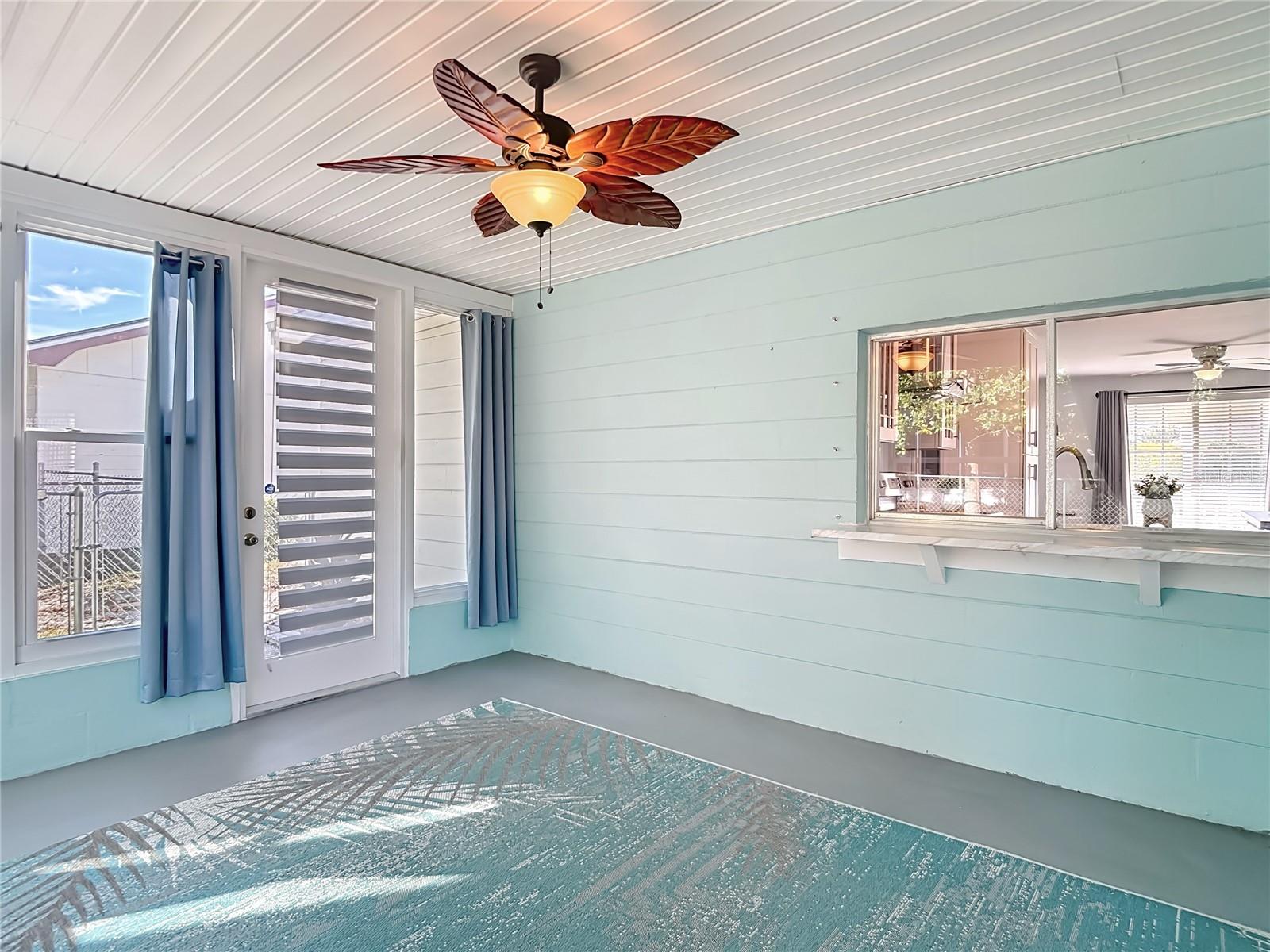 Fully enclosed lanai