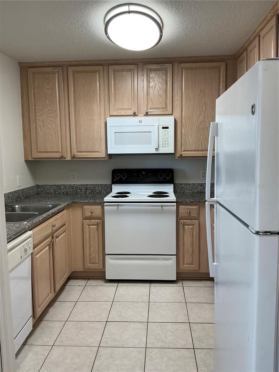 Plenty of Cabinet Space!