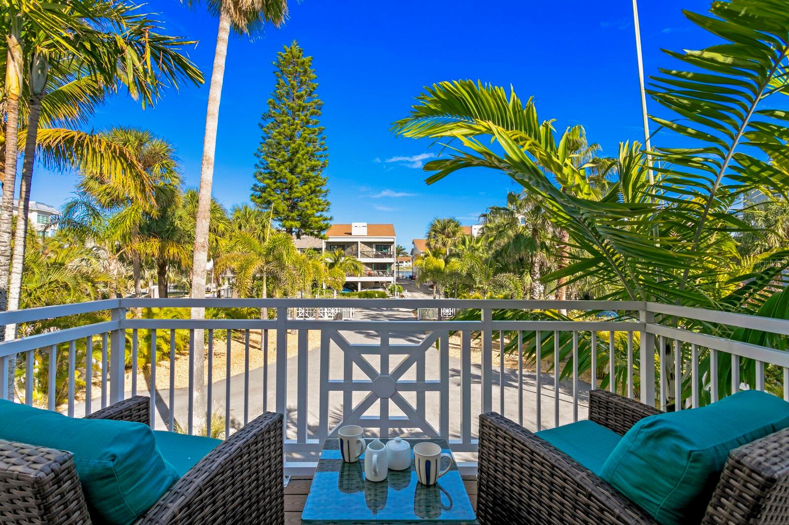 The perfect spot for your morning coffee and a good book.  Partial views of the Intracoastal and sunrises.