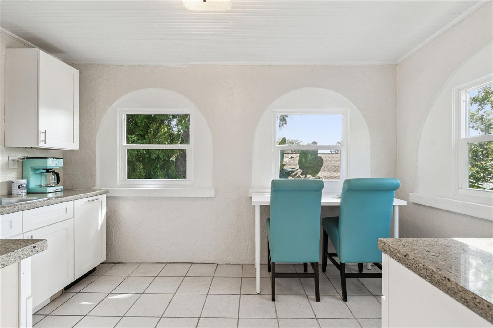 Upstairs Breakfast Bar