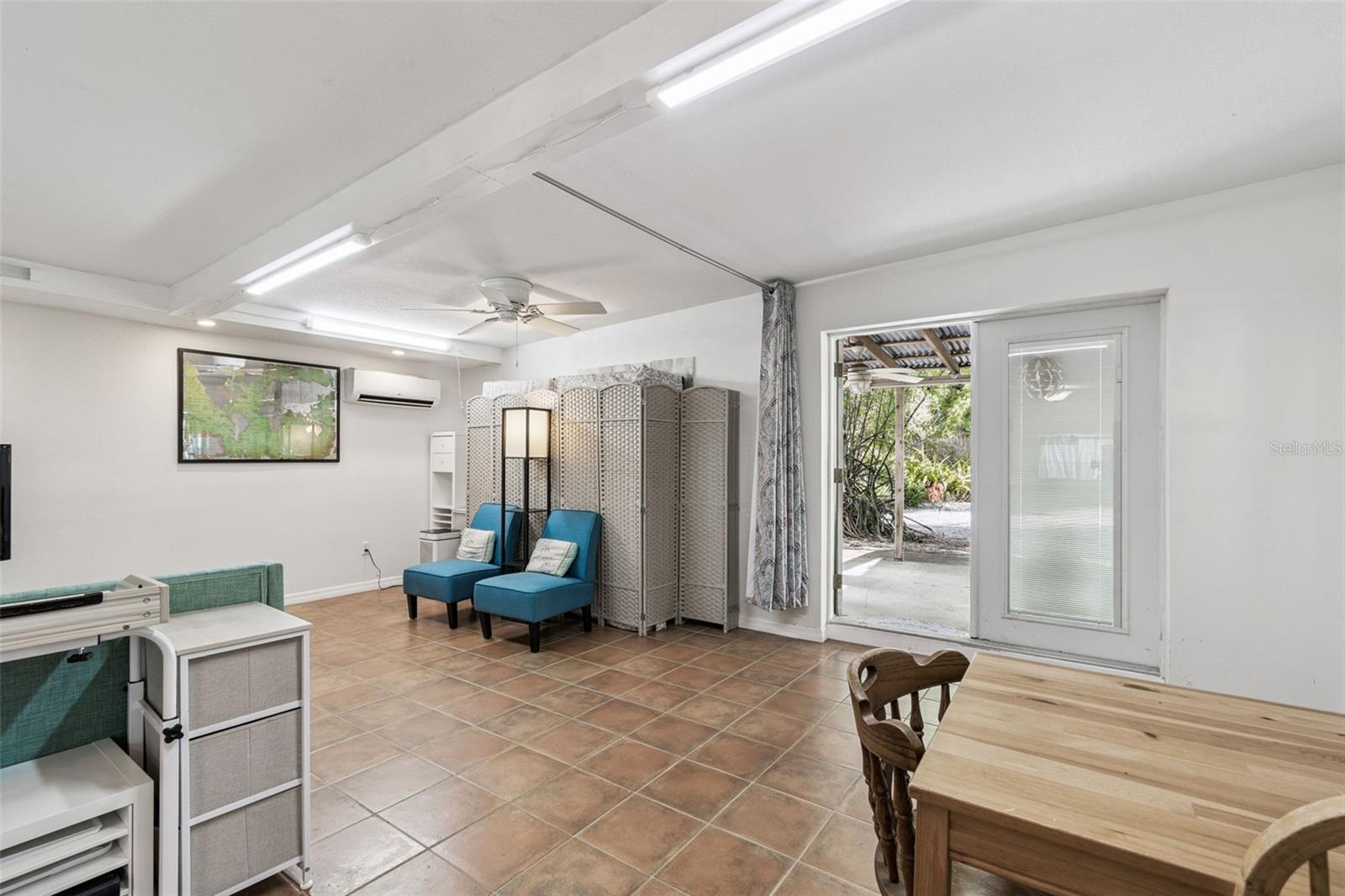 Detached Office / Apartment