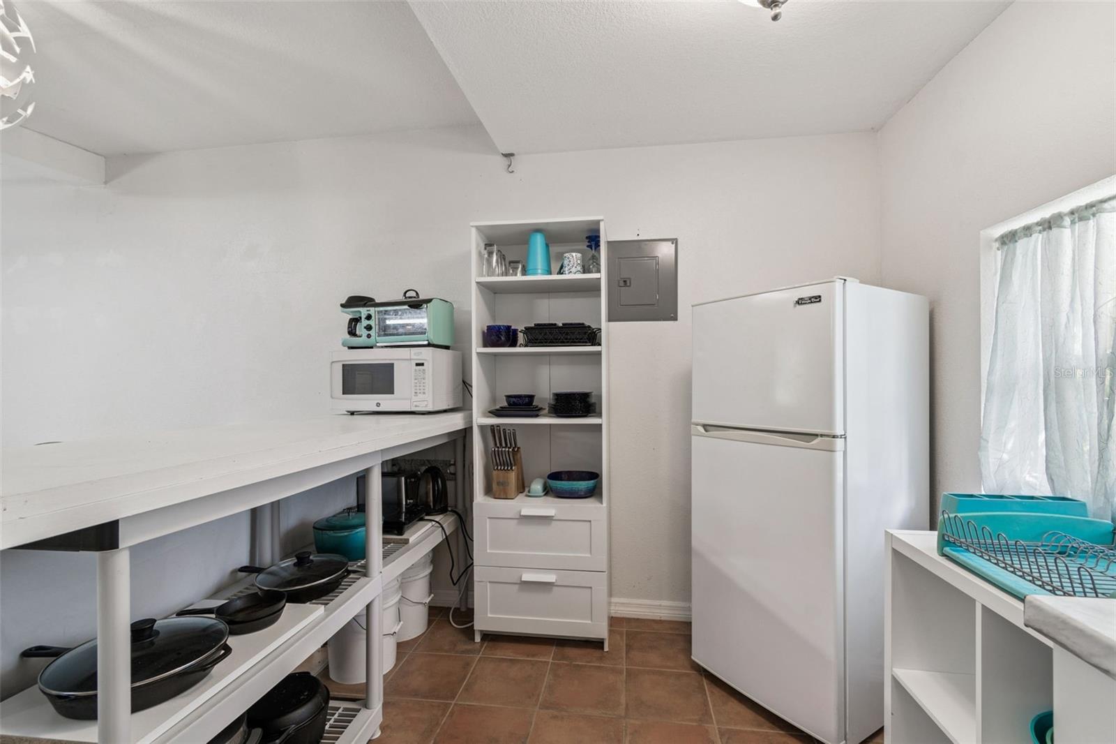 Detached Office / Apartment