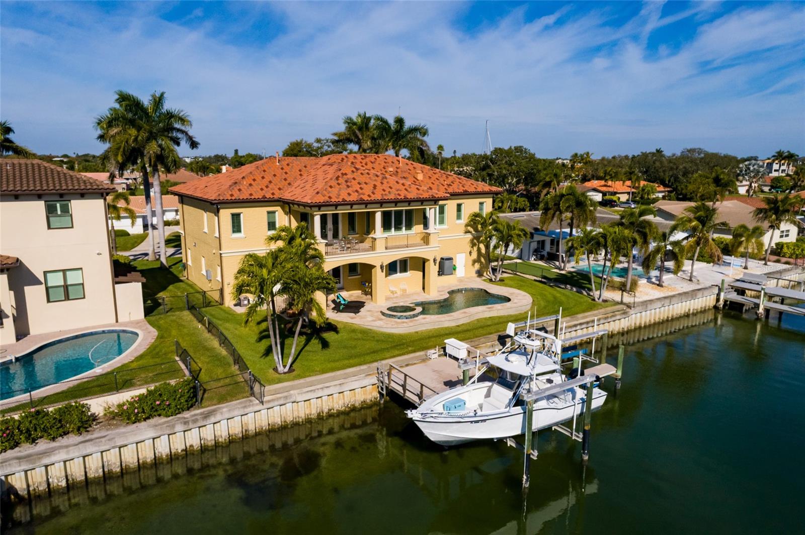 Your backdoor marina and yacht club!