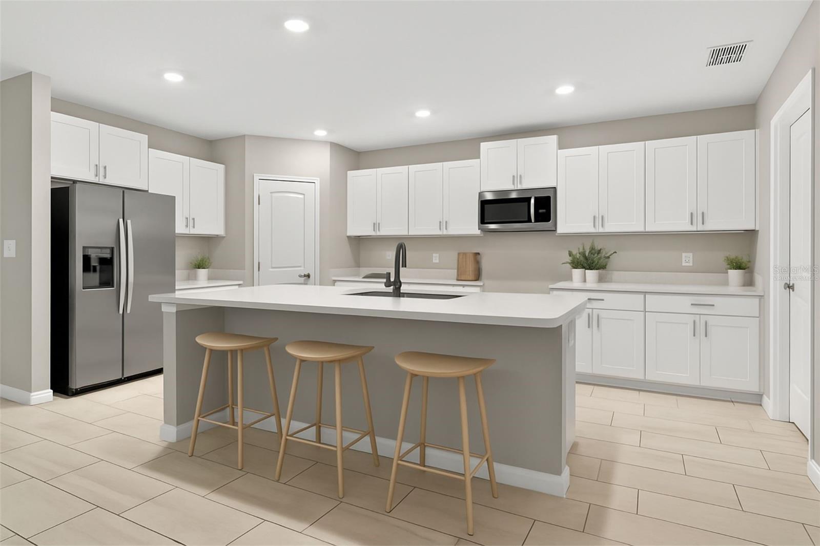 Virtually Staged - Stunning Chefs Kitchen - NEW Fridge and Range!