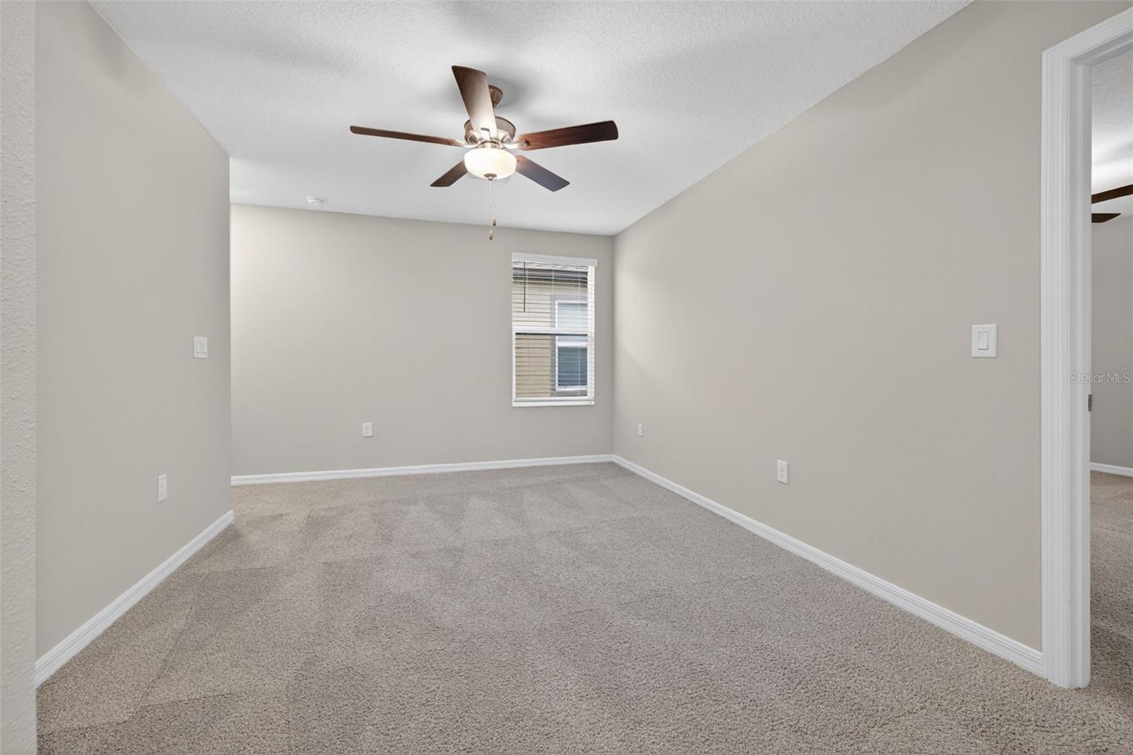 Upstairs Loft/Bonus Space