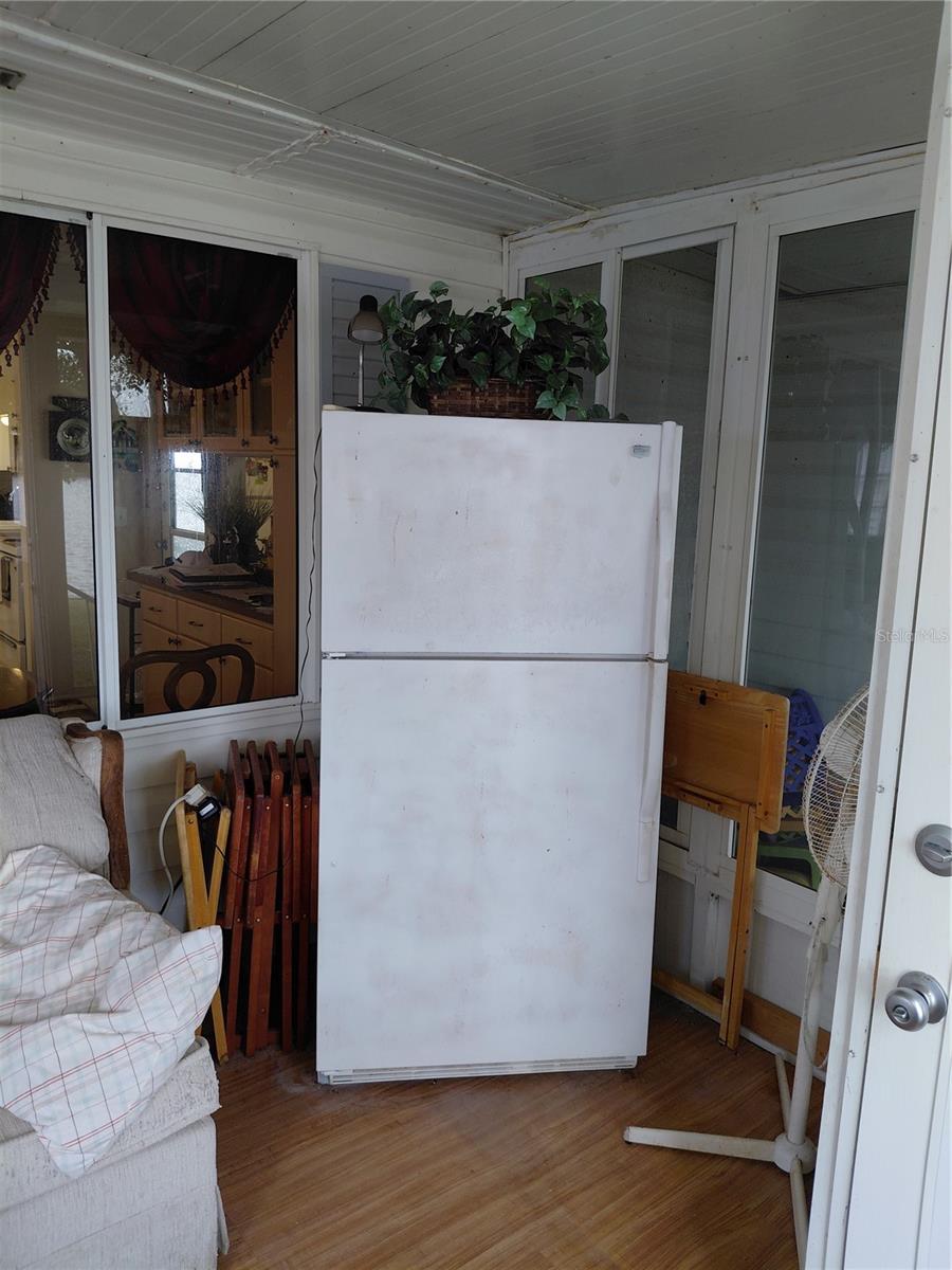 Extra Refrigerator