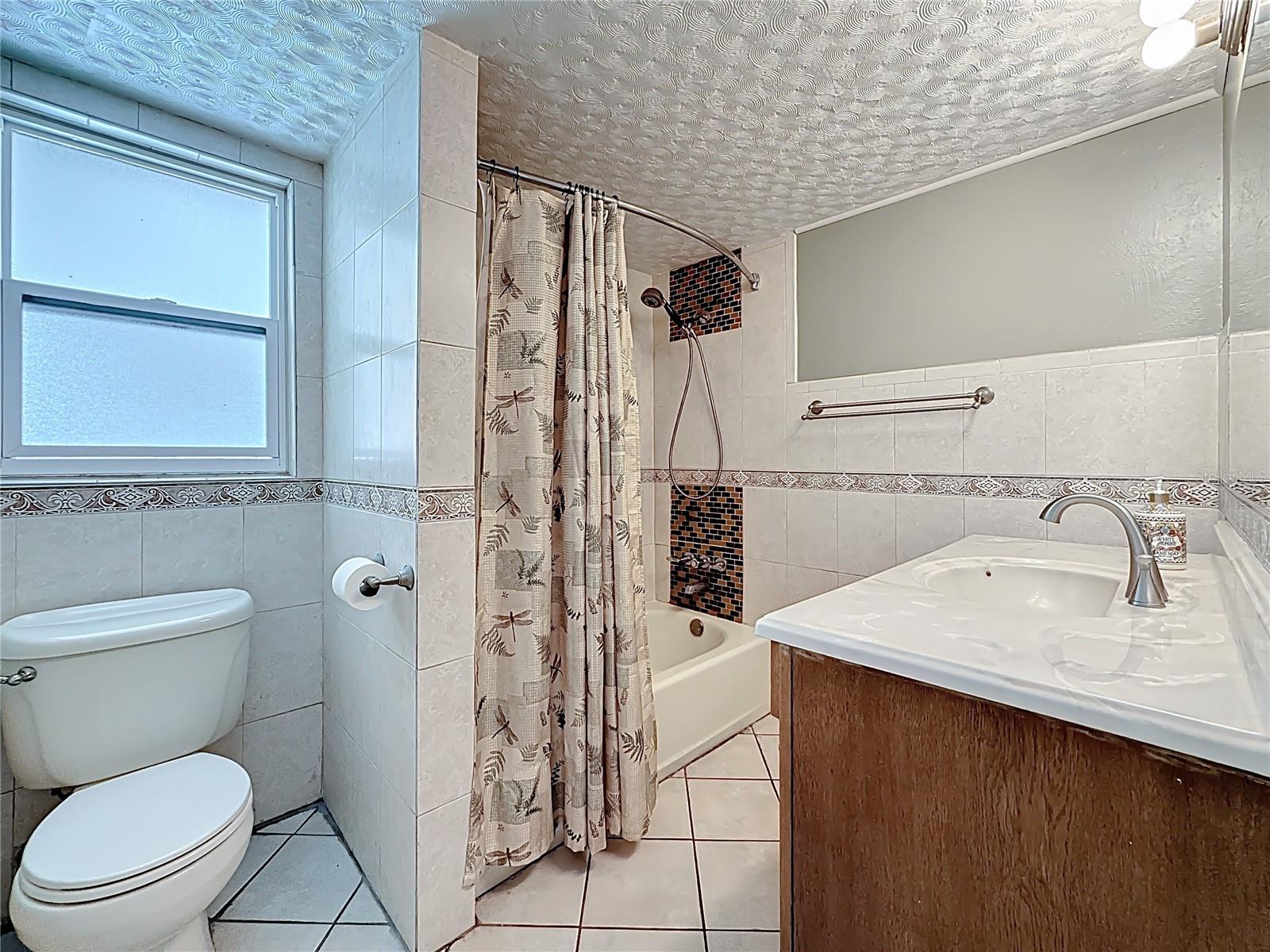 1st Floor main Bathroom