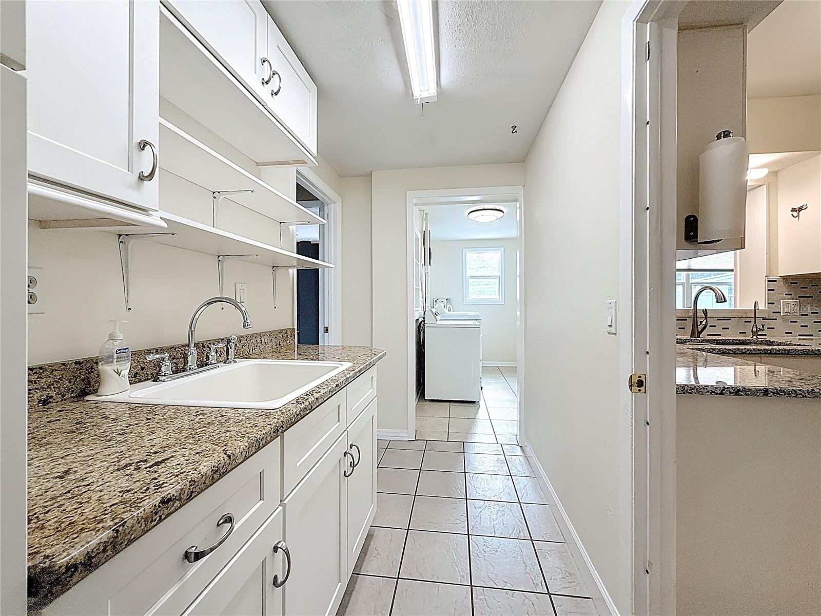 room on 1st floor between kitchen & In-law apartment