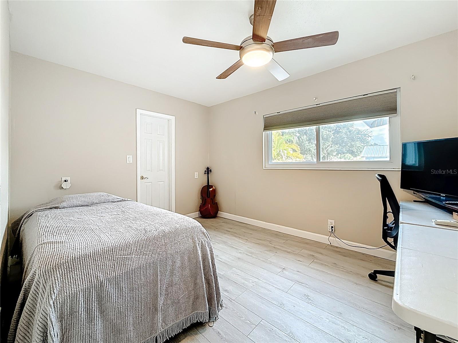 Bedroom in Apartment has large walk-in closet