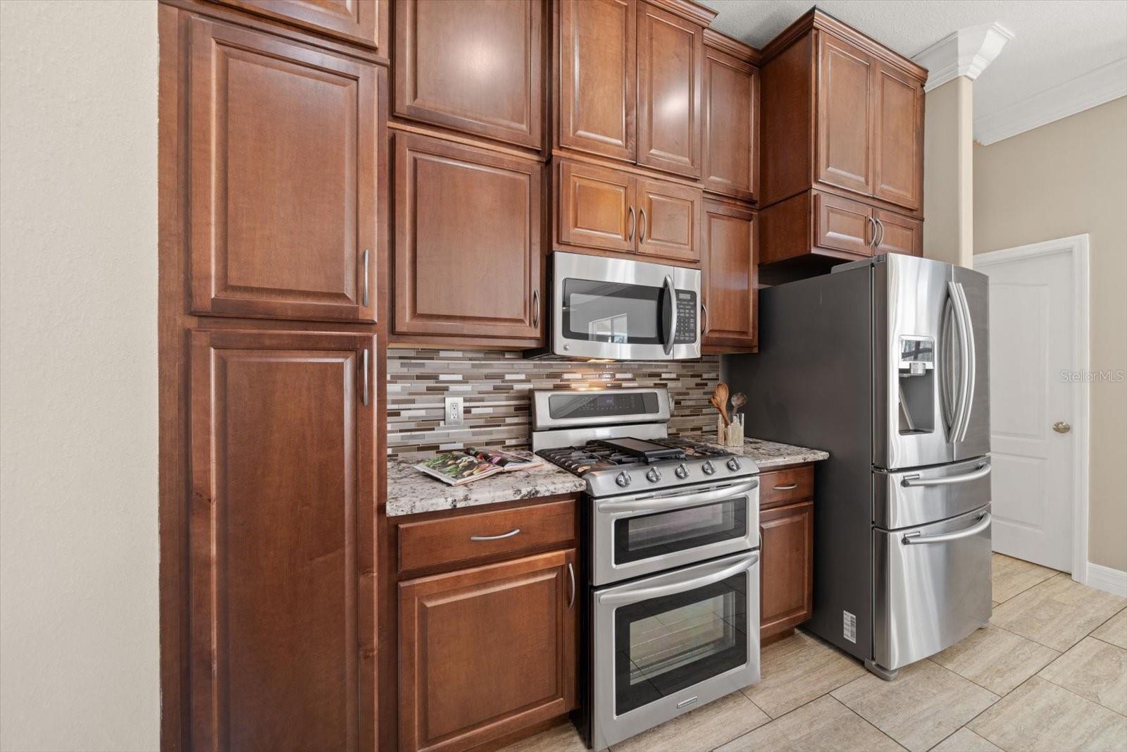 Stainless Steel Appliances with Gas Range