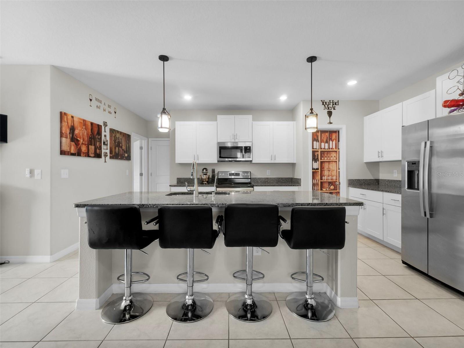 Perfect Space For Kitchen Conversations and Tasty Home Cooked Meals