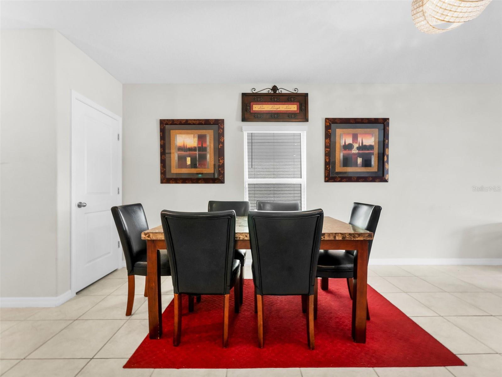 1st Floor Dining Area
