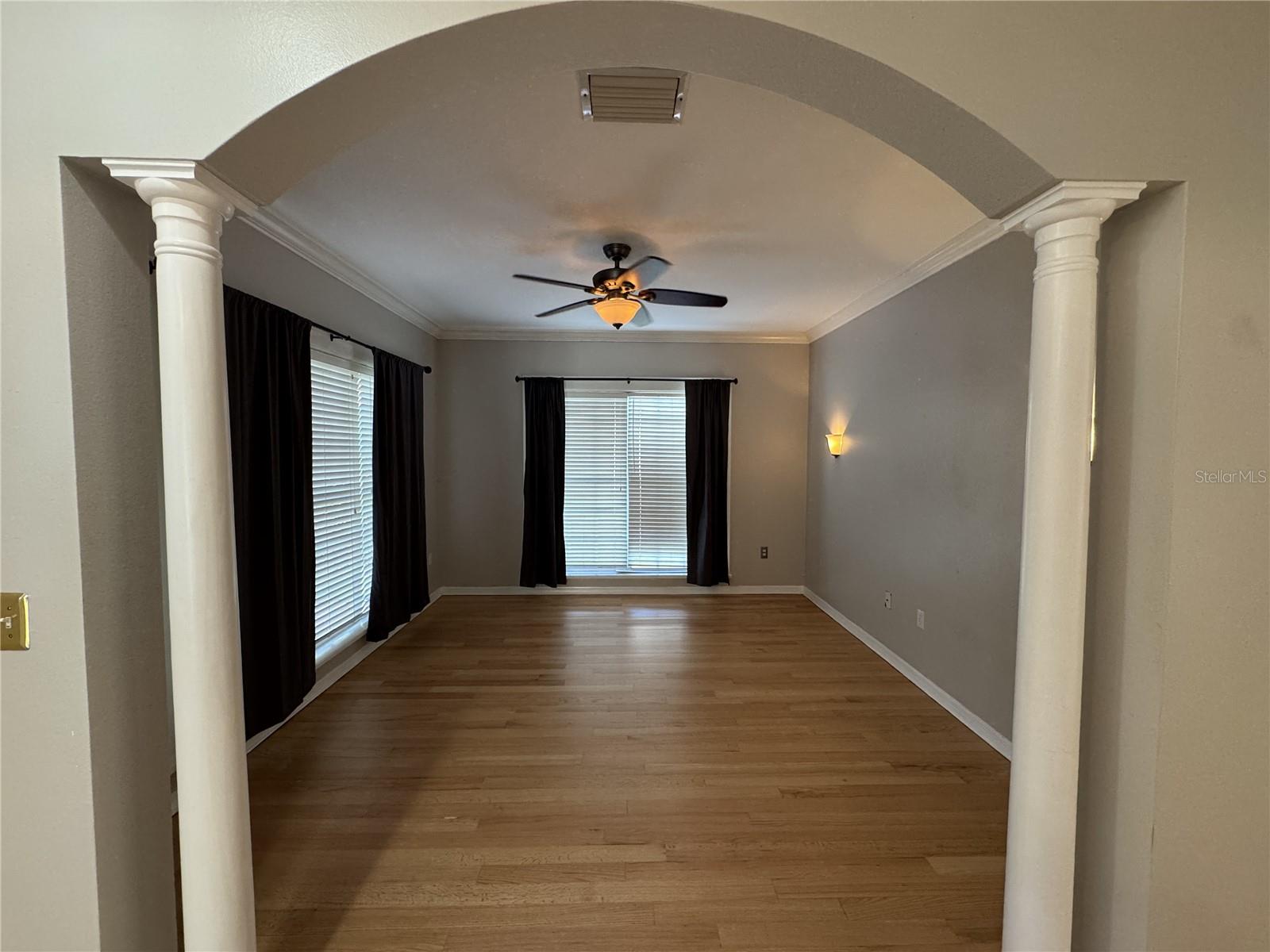 Living room/ Home Office