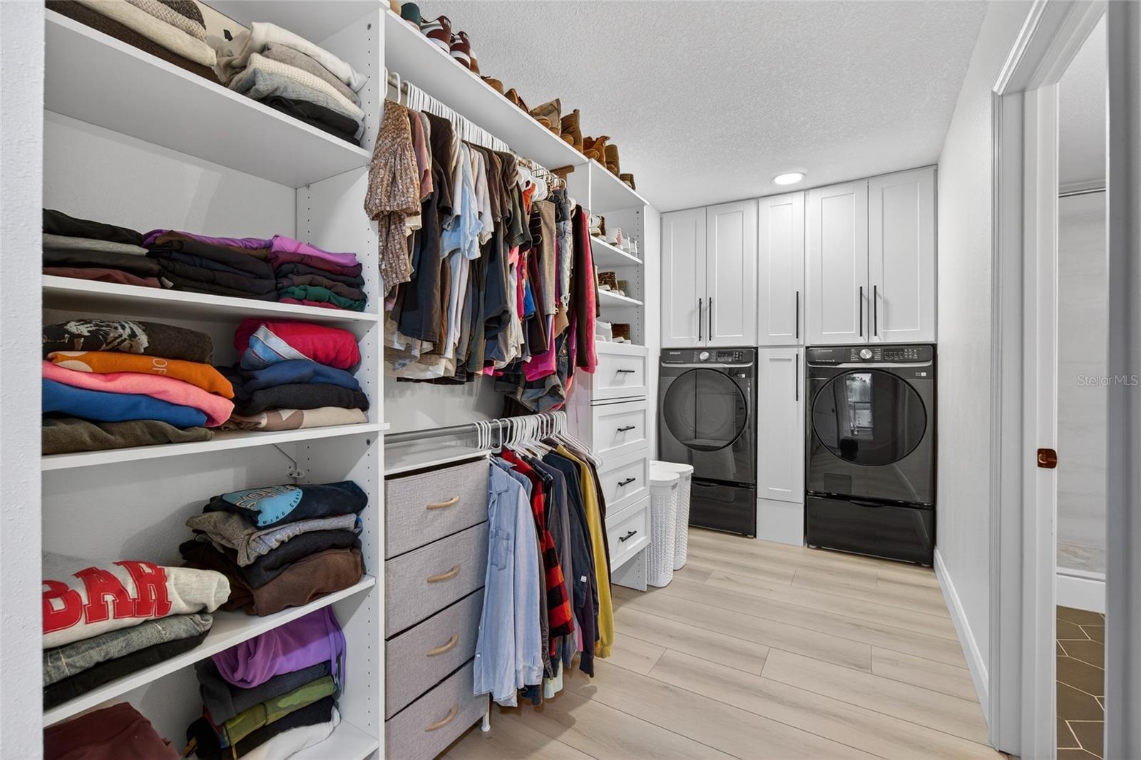 Primary Closet w. Washer/Dryer