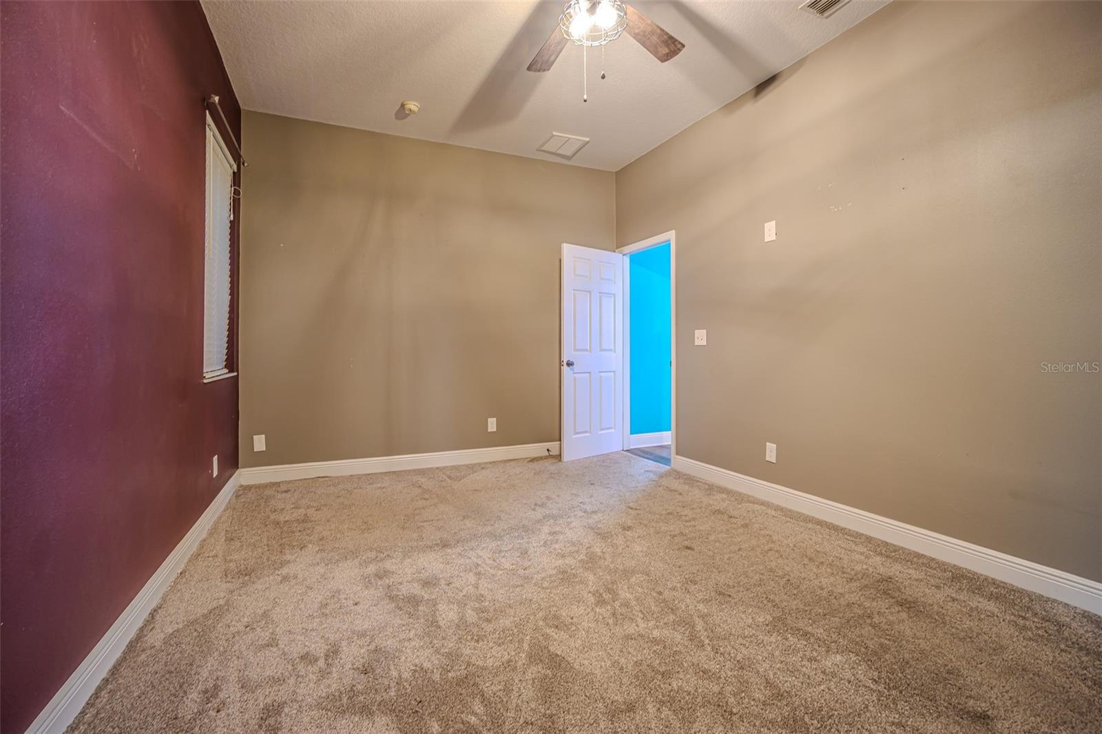 Primary Bedrooom11'x 16'