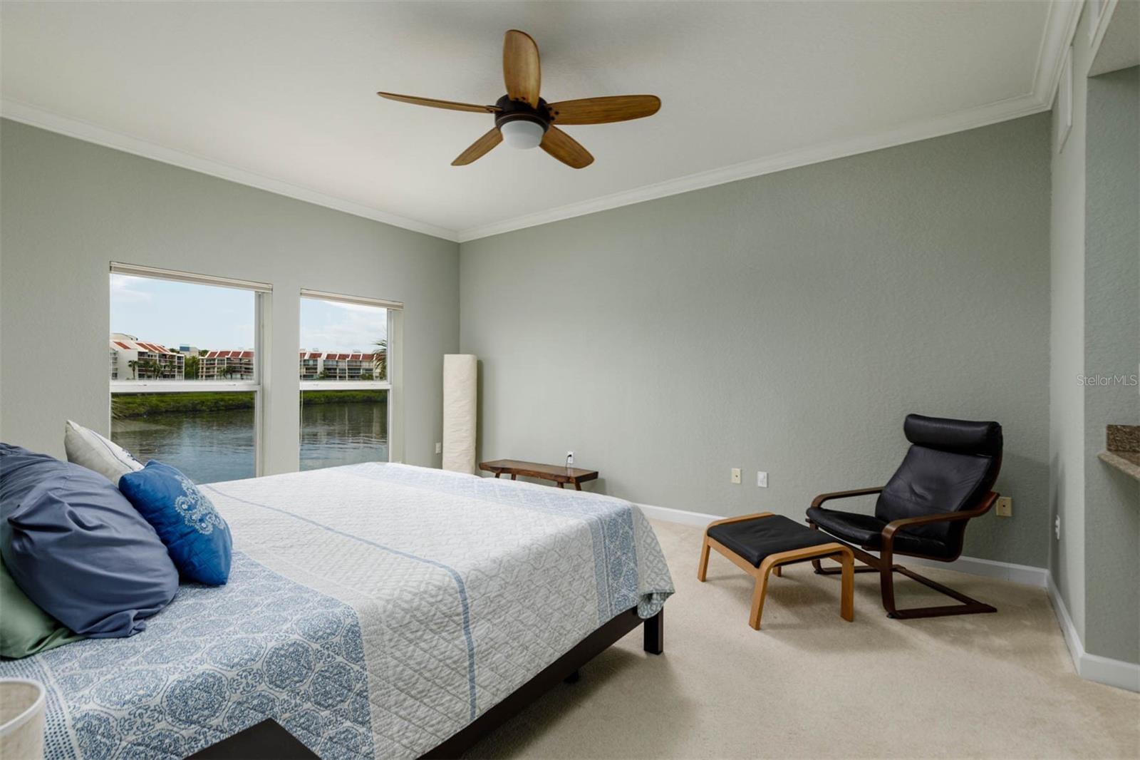 Huge Primary bedroom