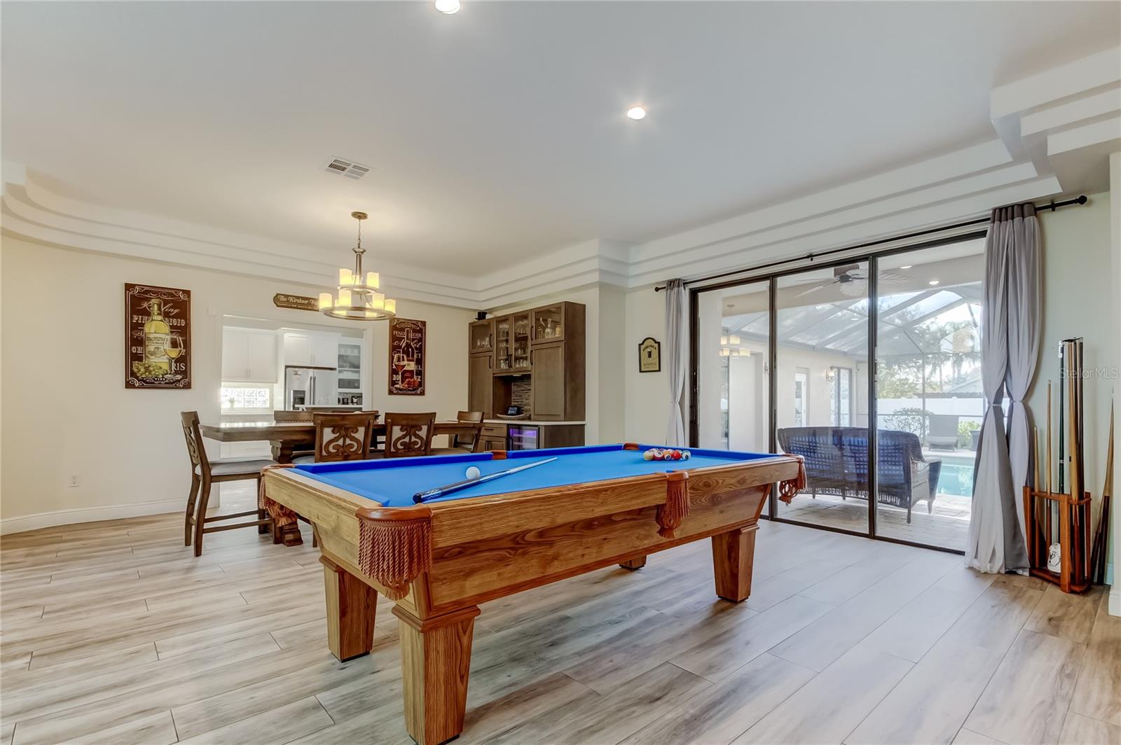 Living Room/Dining Room