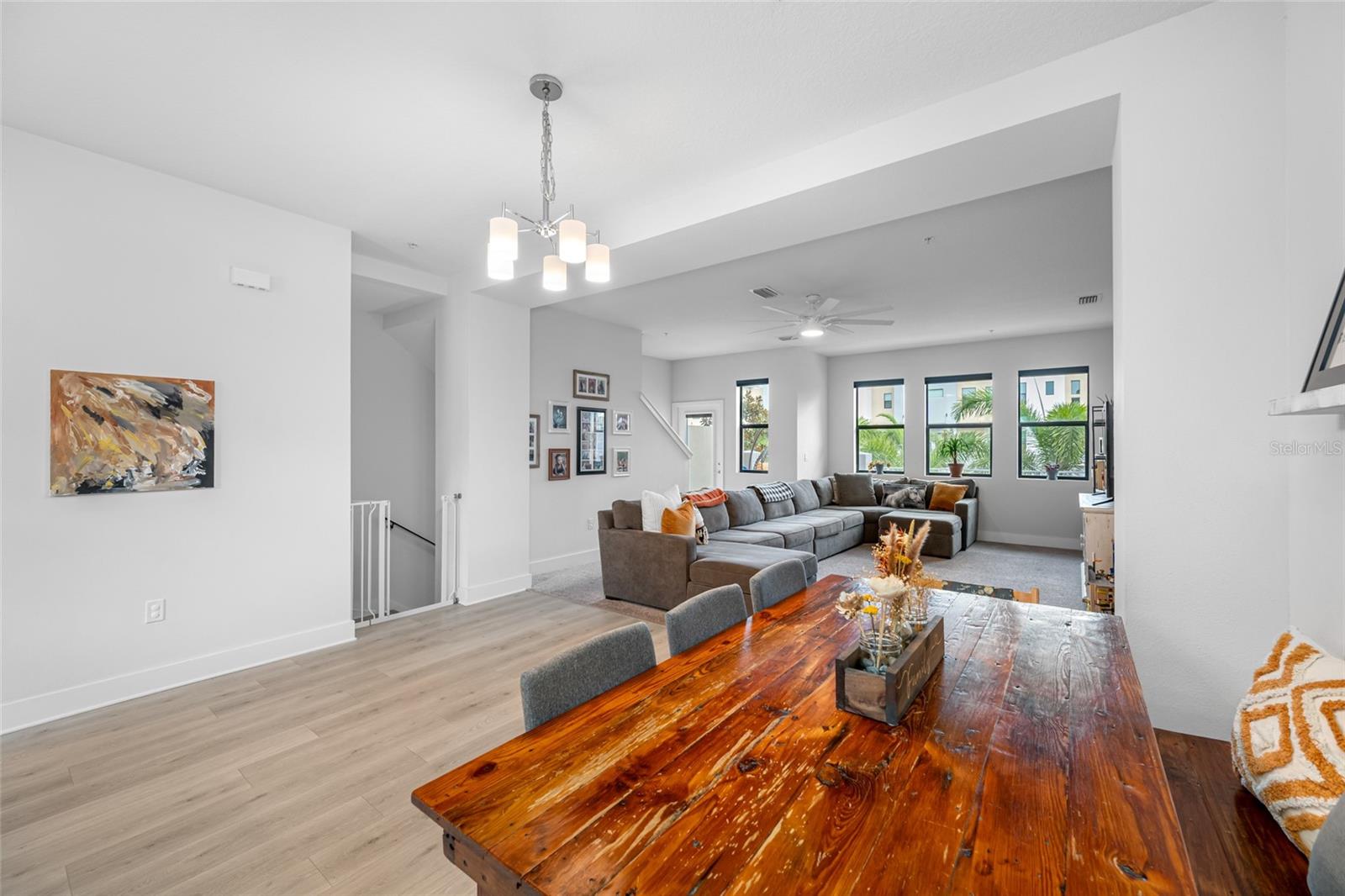 Open layout Living, Dining and Kitchen Area with 10ft ceilings and lots of natural light on the 2nd floor.