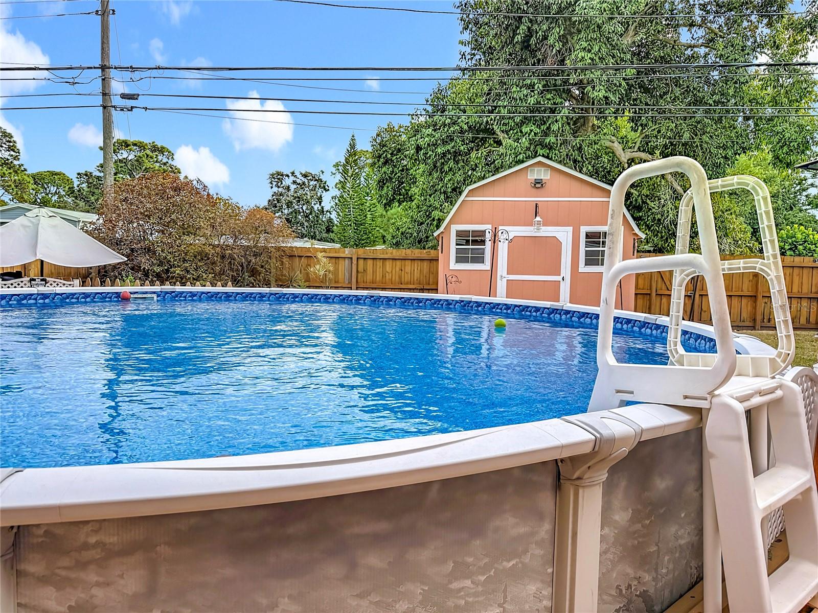 Doesn't this look refreshing?? Updates include: pool liner (05/2024), pool filter (05/2025) and pool pump (apx 2020) how convenient!