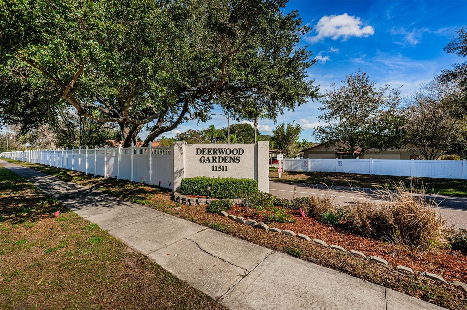 Deerwood Gardens Entrance