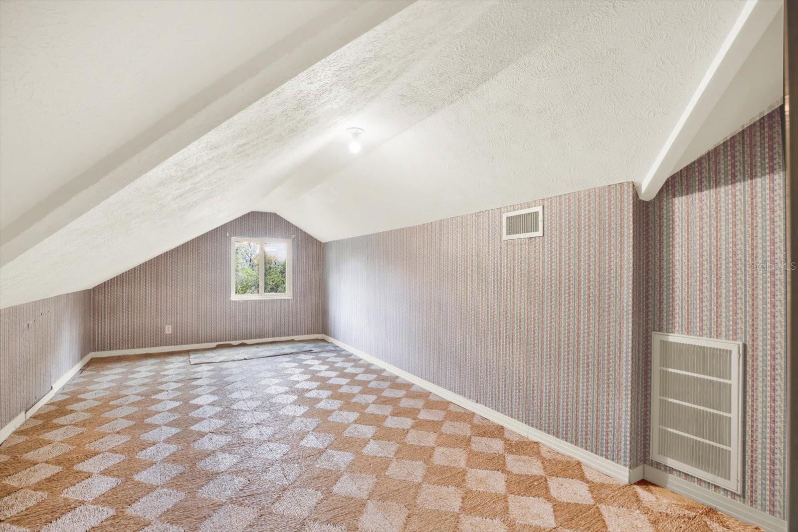 Flex/Office/Playroom