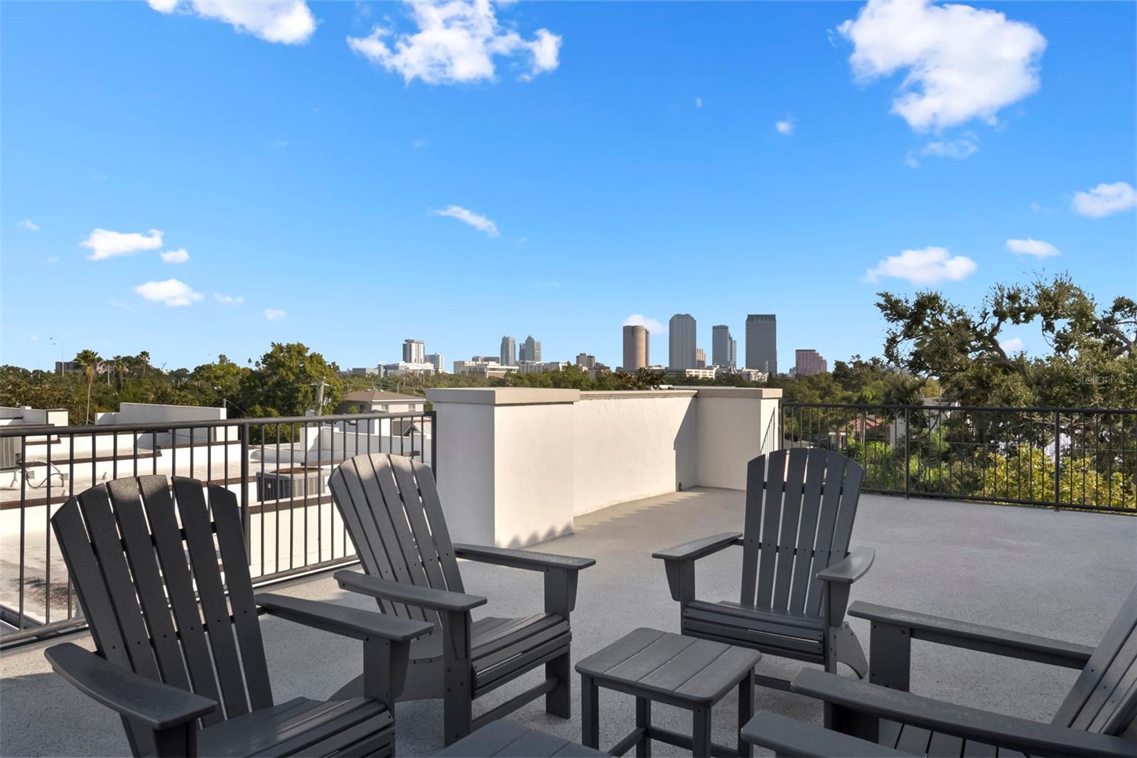4th Floor open rooftop deck available to current owners and guest.