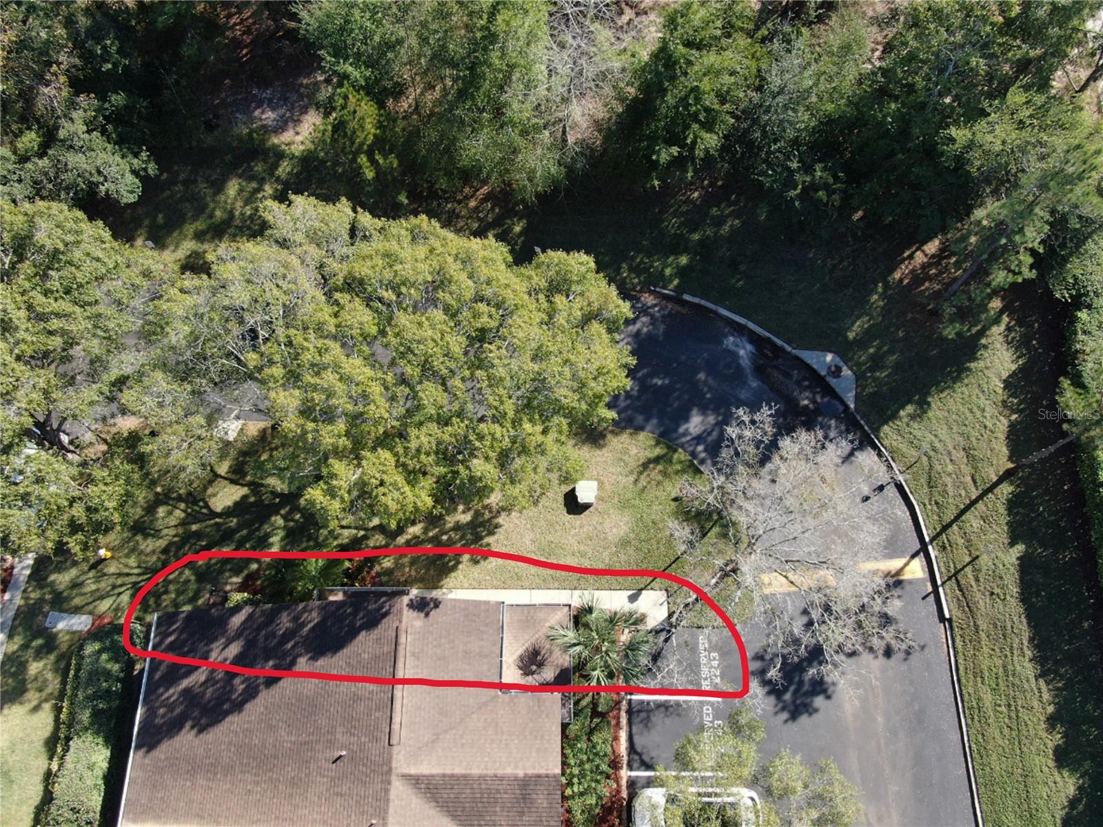 Nice and private corner lot