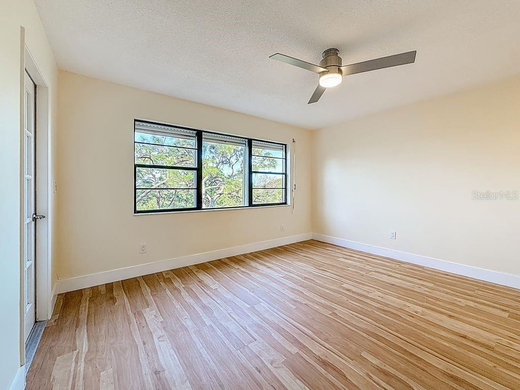 Family room 13 X 12 can be dining room also.