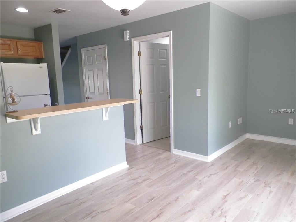 Dining room/computer niche