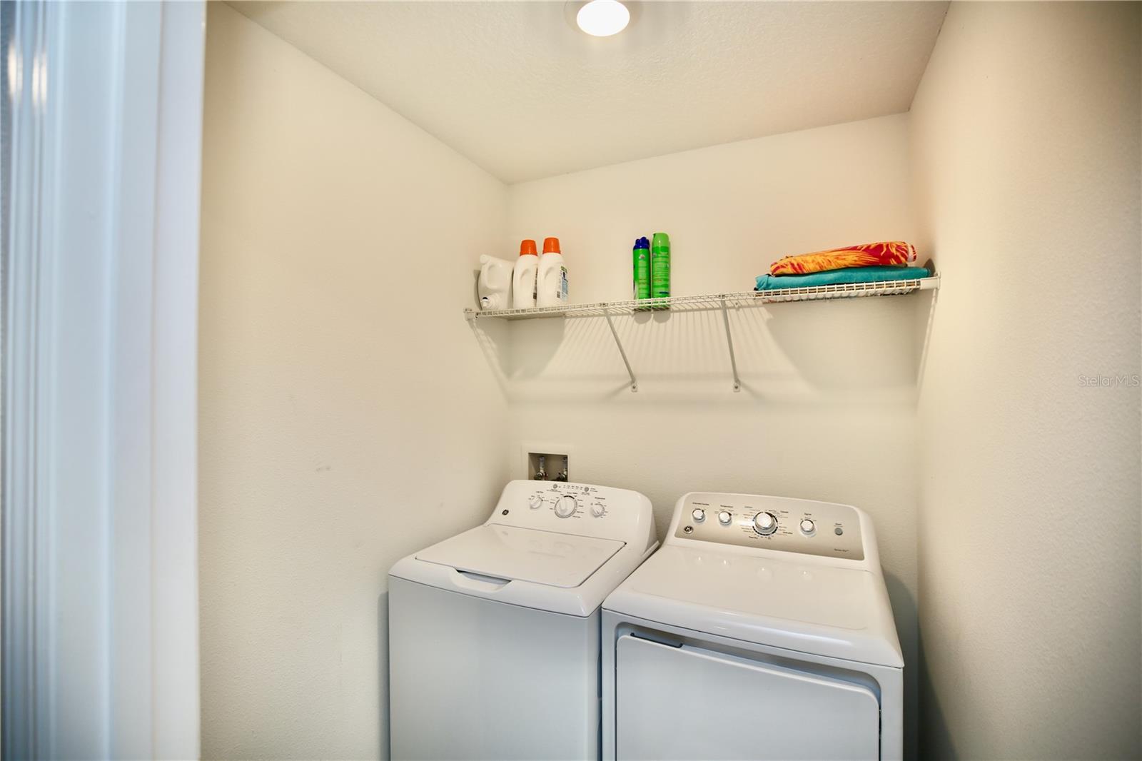 washer and dryer included