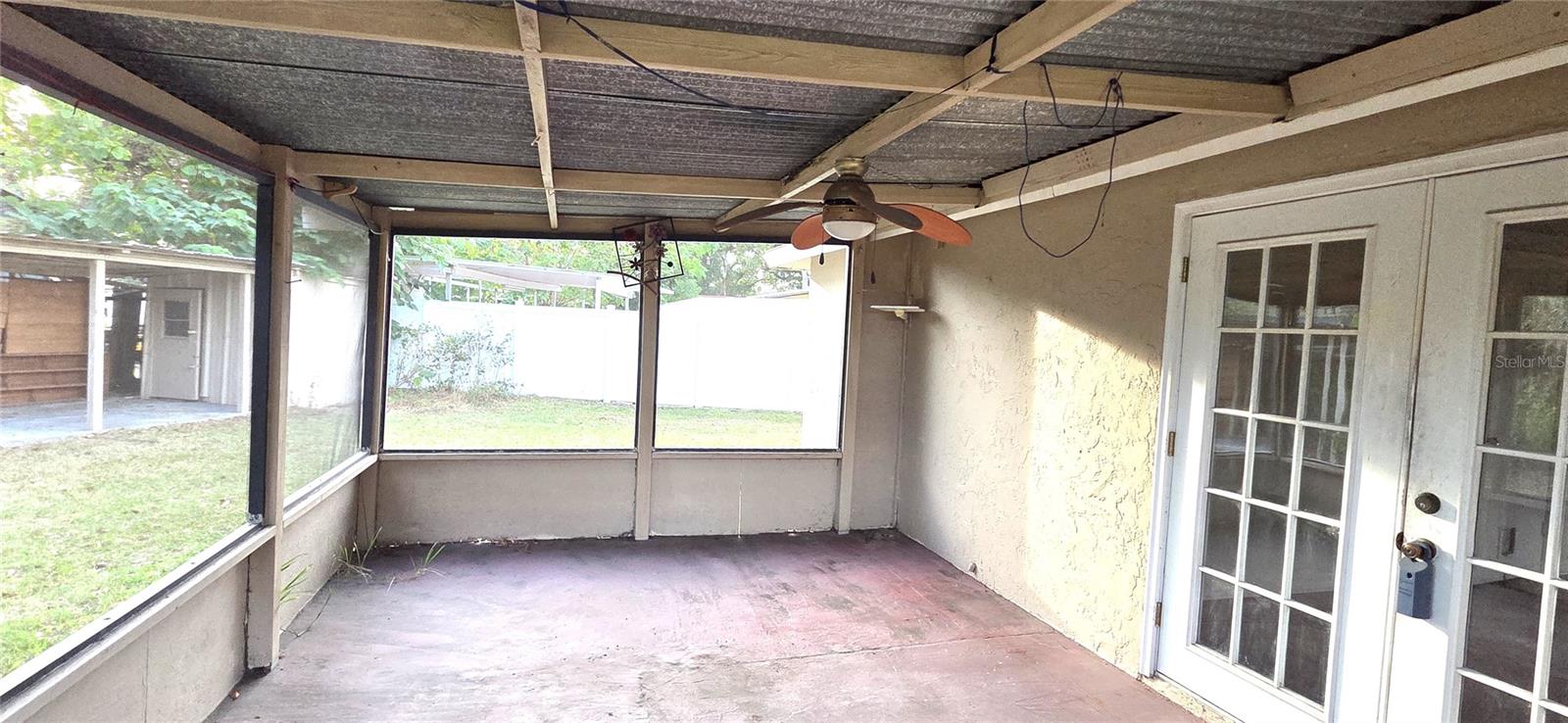 Covered & Screened Lanai