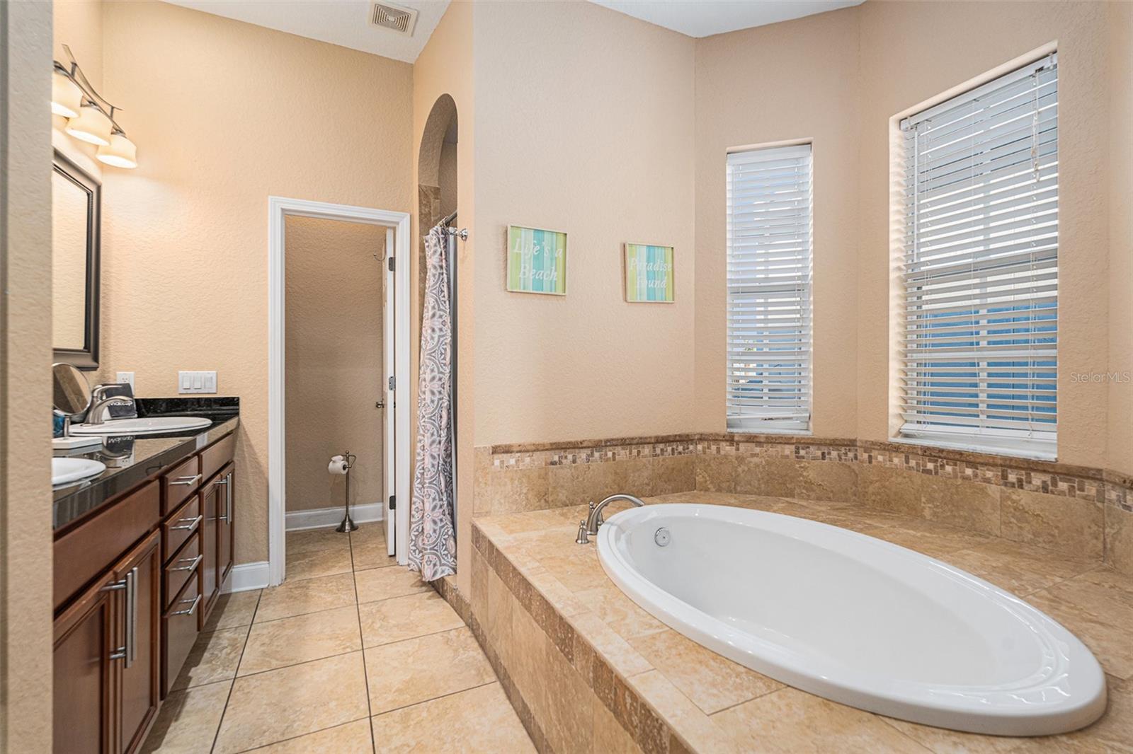 Primary bath with soaking tub
