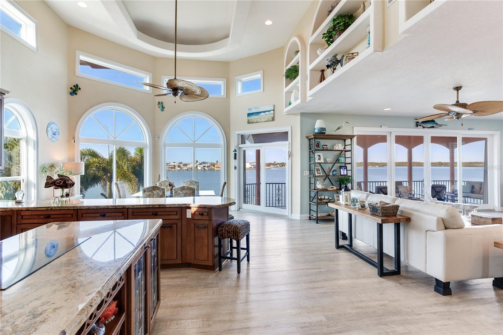 TOP FLOOR KITCHEN DINING