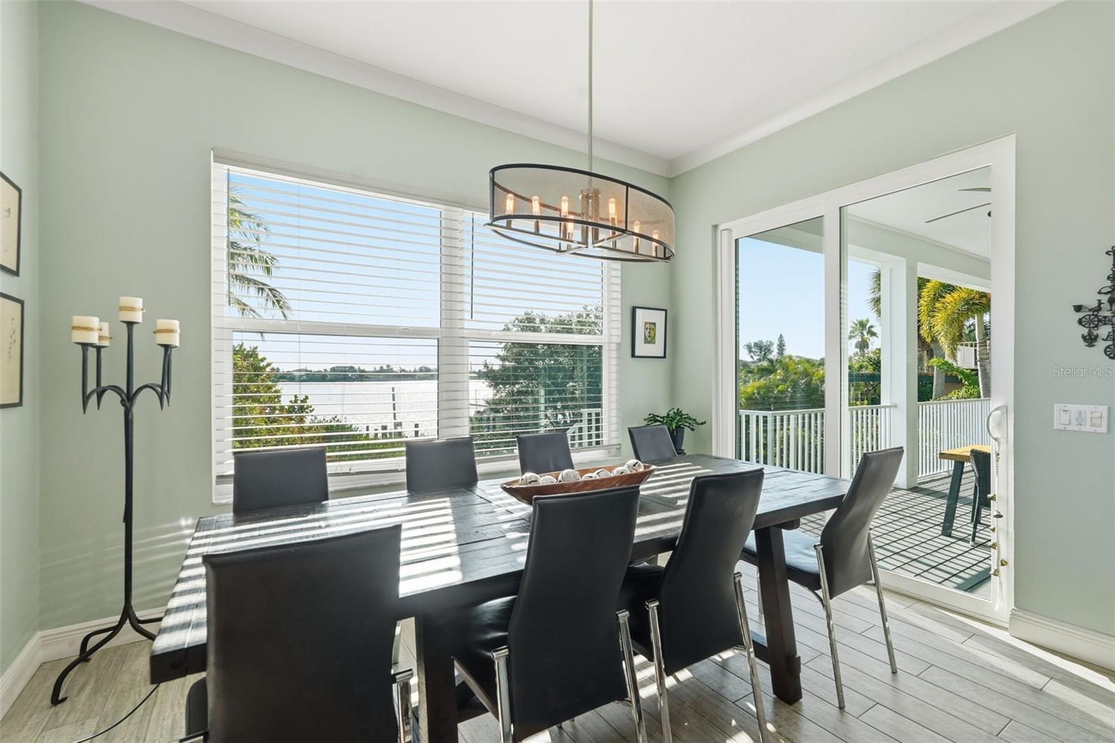 Dining area with amazing views.