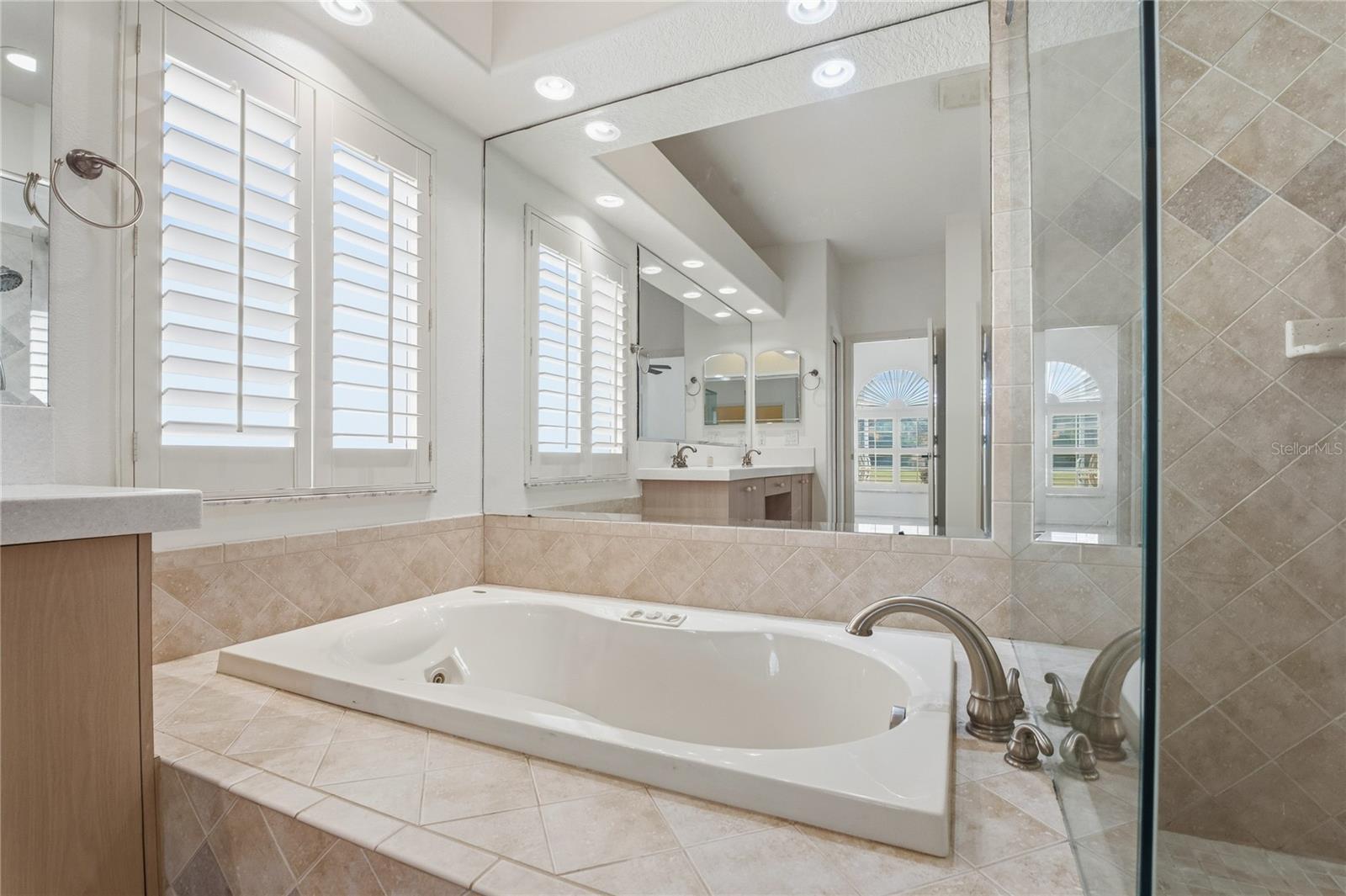 Primary Bathroom Jetted Tub