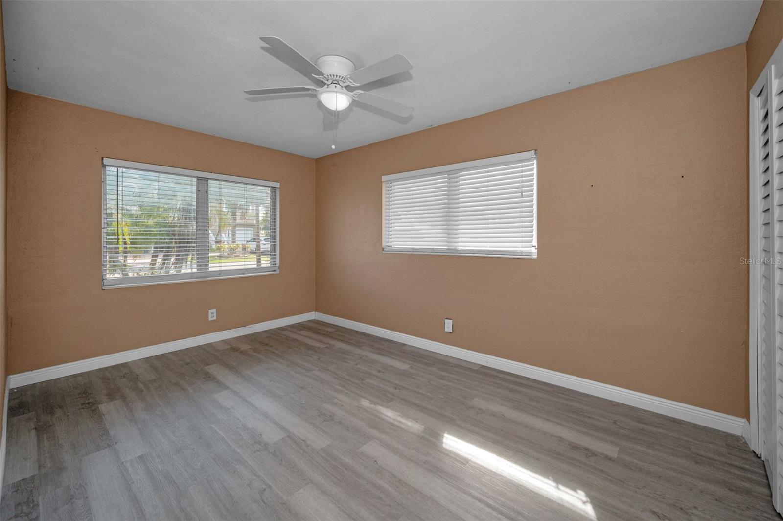 Spacious Bedroom with new laminate flooring & paint