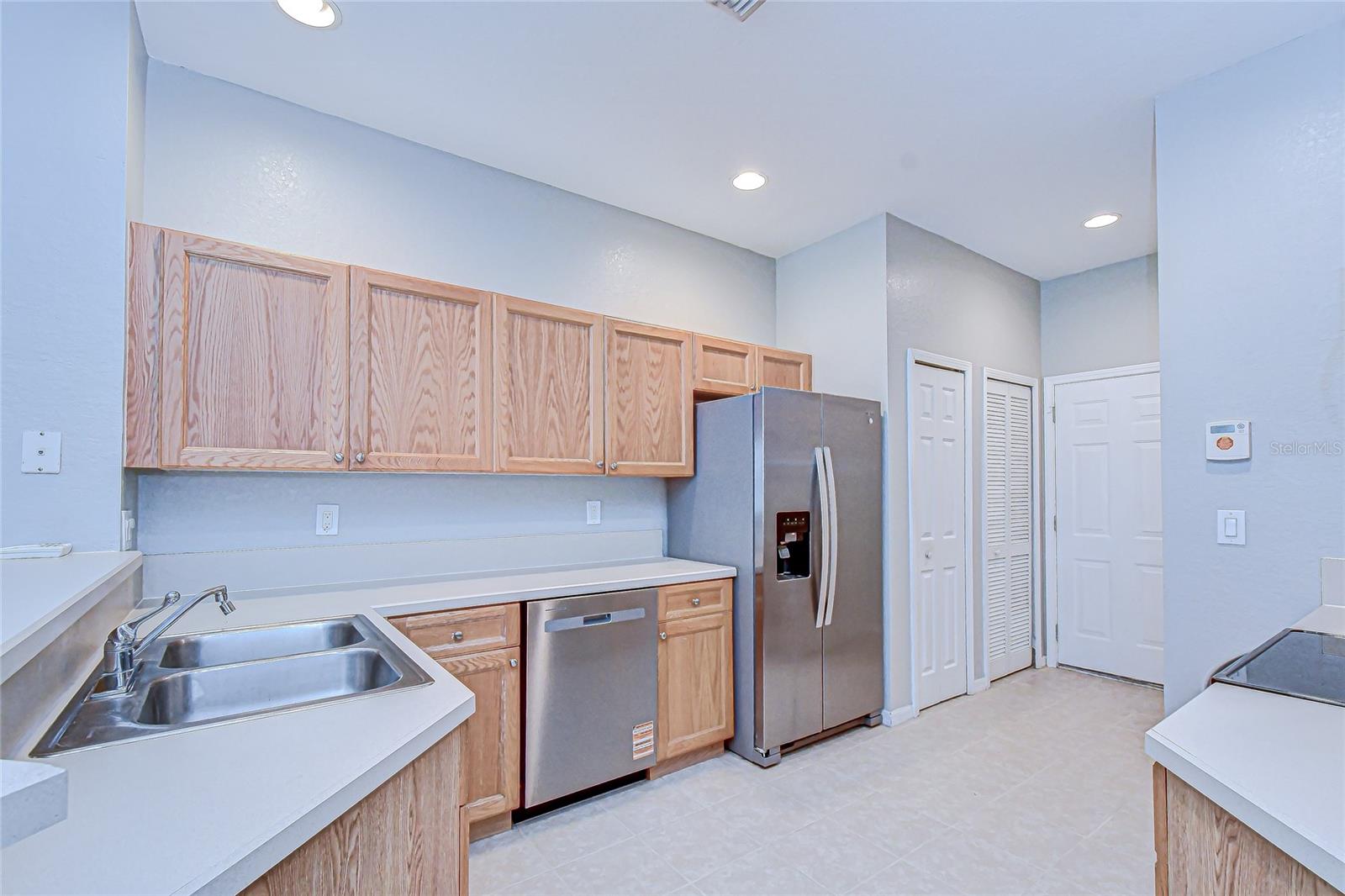 Spacious kitchen with newer appliances!