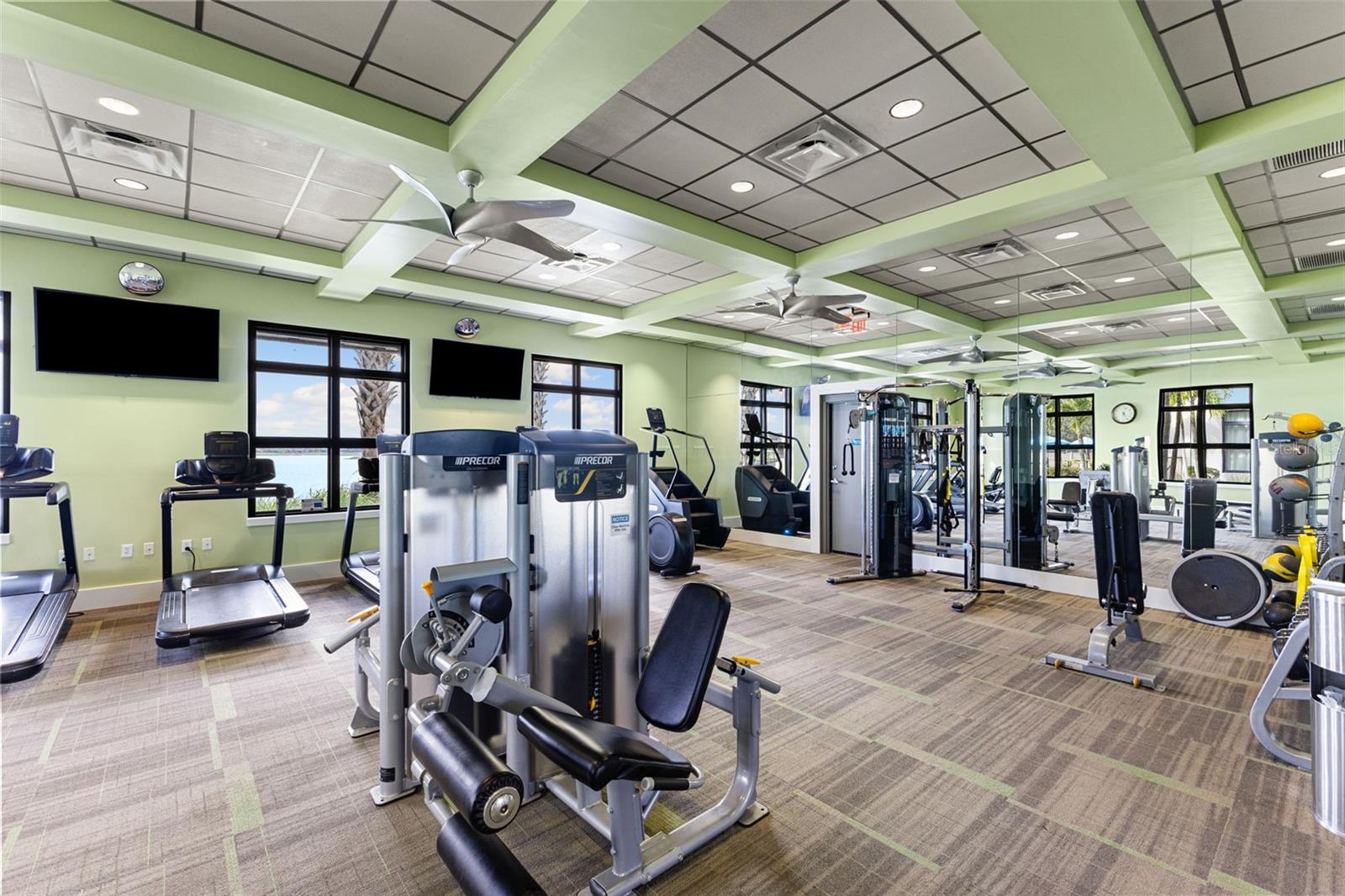 Lucaya Lake Club fitness center