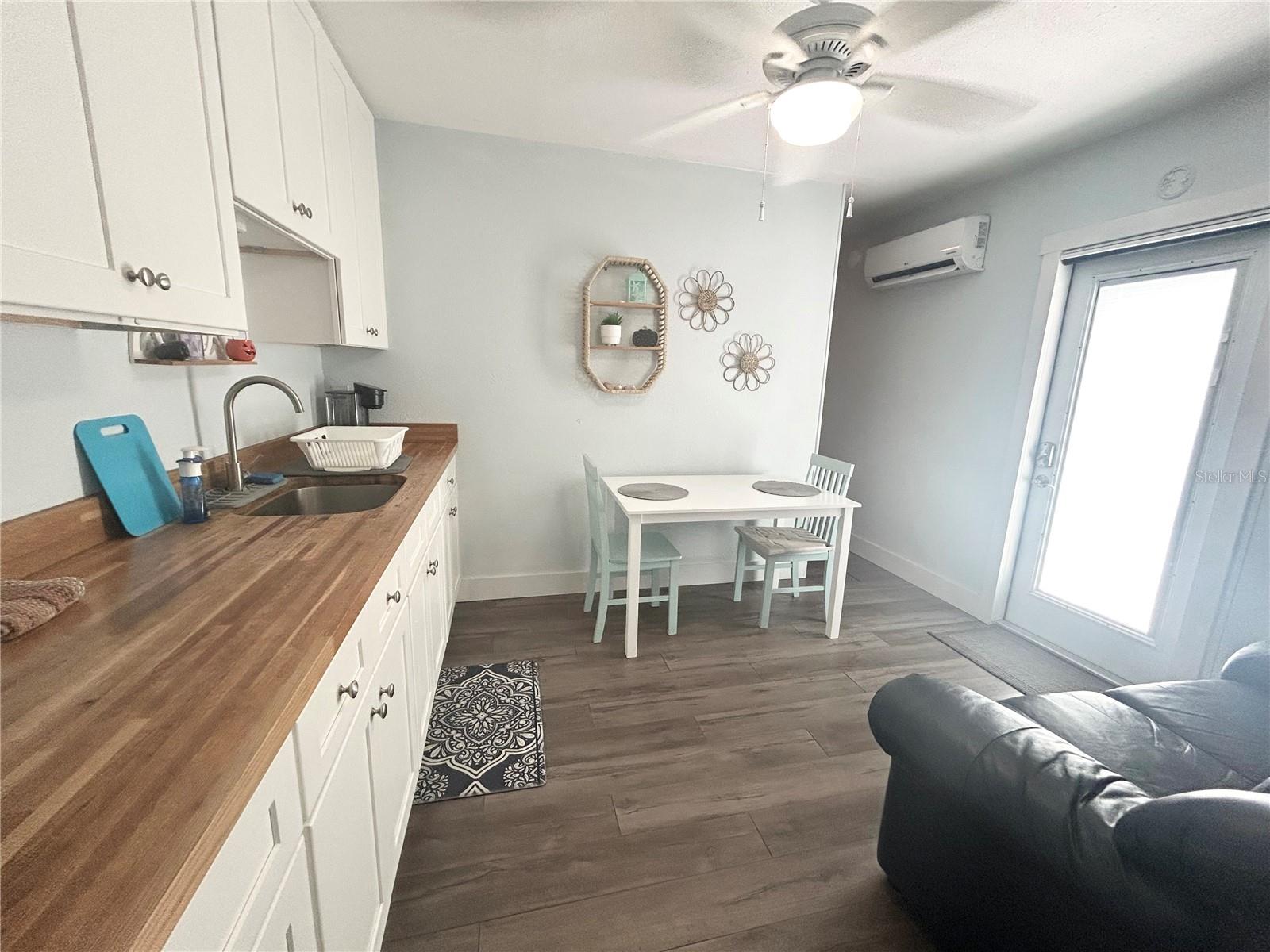 In-Law Suite w/ Kitchenette