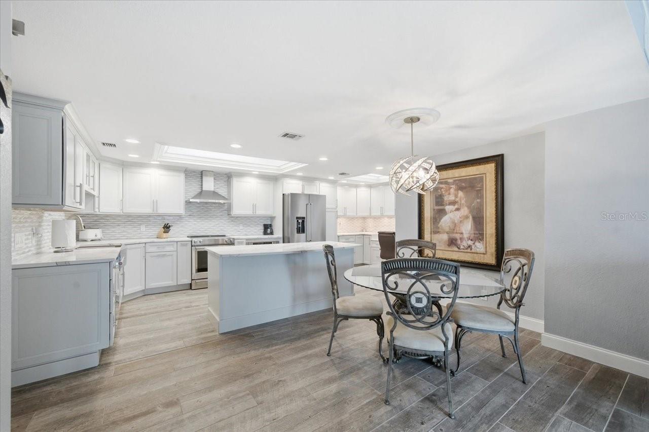Kitchen with cooking Island!