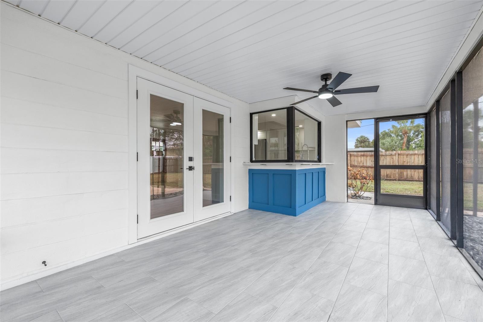 10x20 screened in Lanai