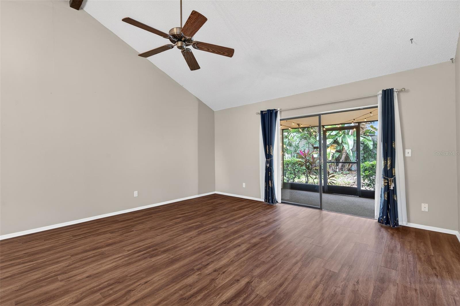 Living Room leads to Screened Lanai