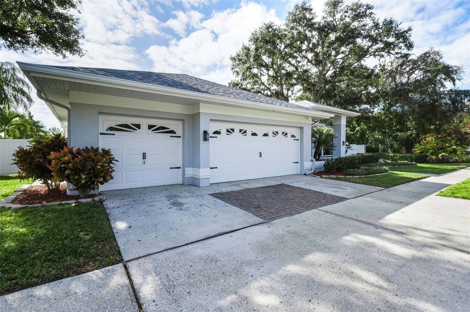 Spacious 3 car garage