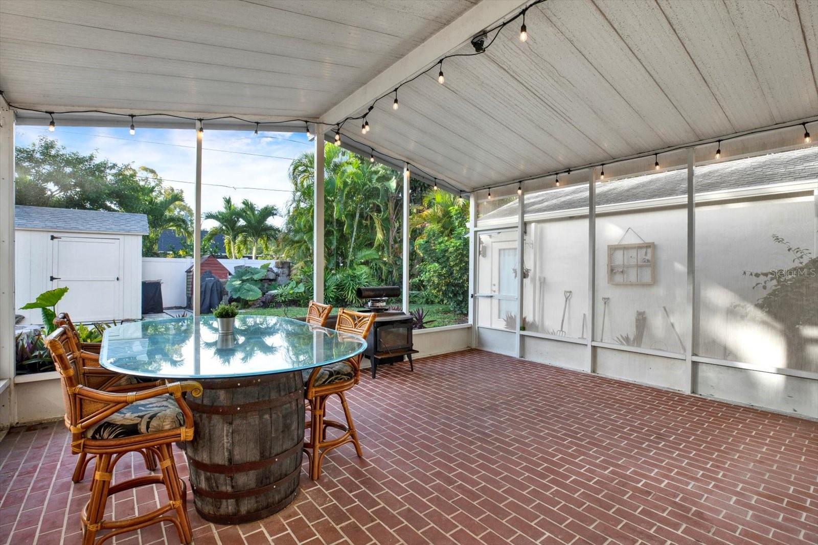 Huge Screened-In Patio